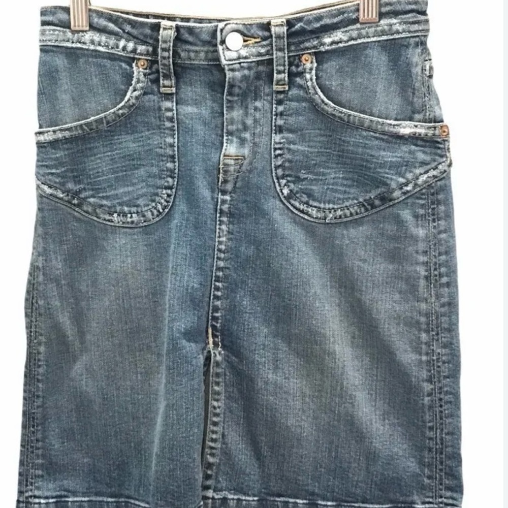 Hudson distressed denim skirt,medium wash